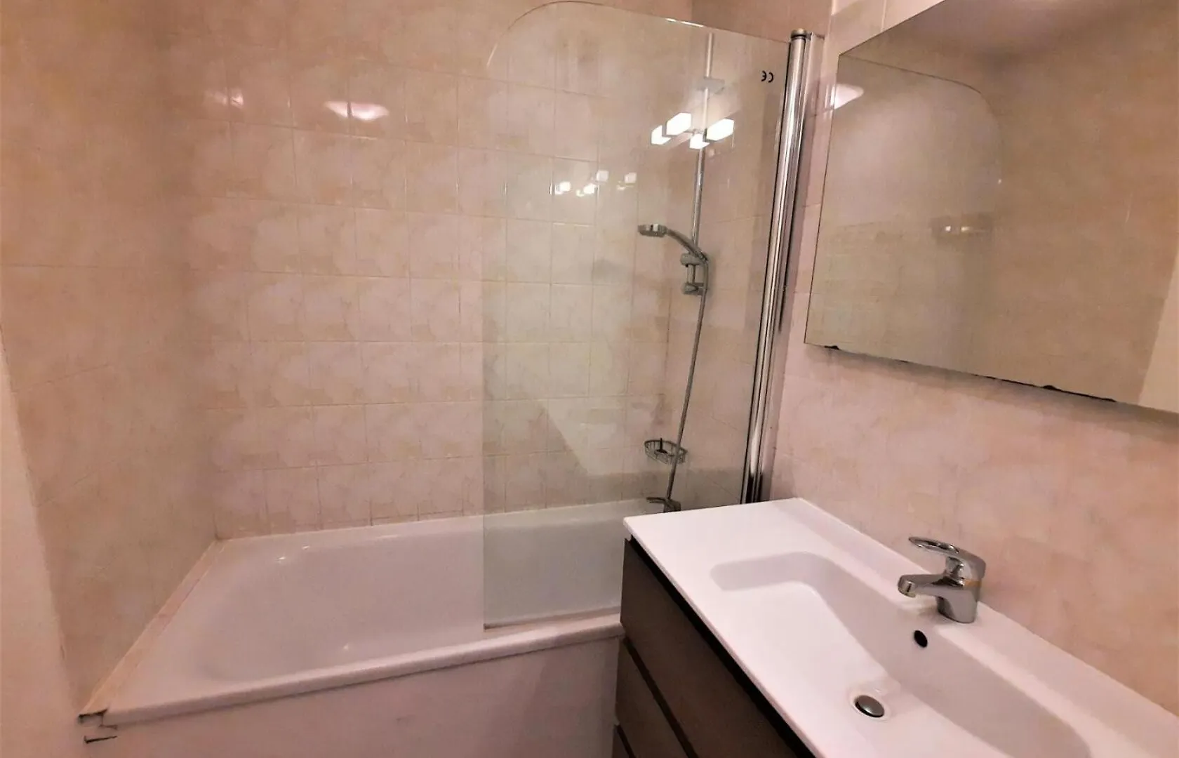 Residence Courmayeur - Appartement Renove Aux Pieds Des Pistes Pour 8 Personnes Mae-4104 Saint-Martin-de-Belleville 0*,